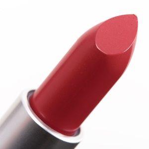 MAC Amplified Crème Lipstick in shade Brick-O-La